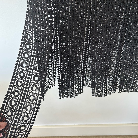 Zara Lace “tassel” tank - Size L - Picture 2 of 4